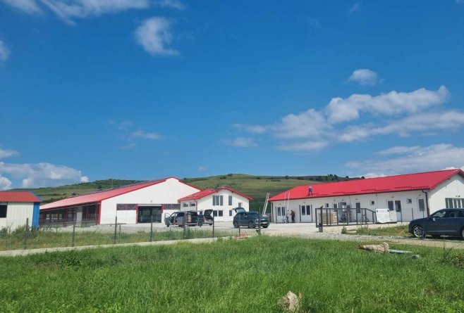 O fermă tradițională din Tărpiu face pasul spre zootehnia modernă