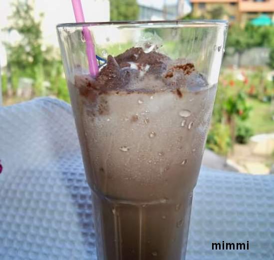 Ice coffe cu inghetata