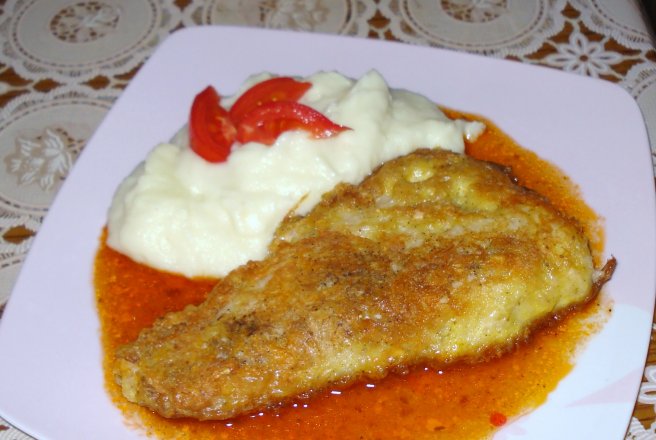 Pangasius pane cu sos picant