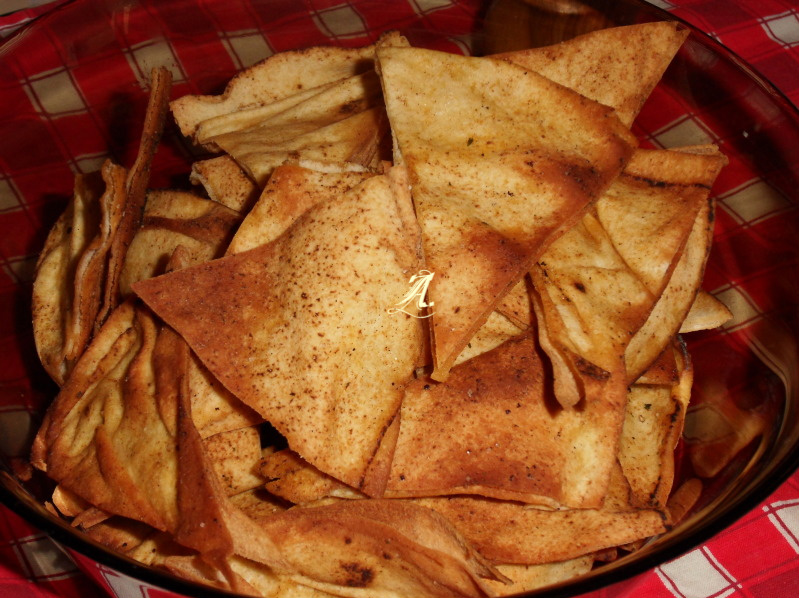 Home made chips / guacamole