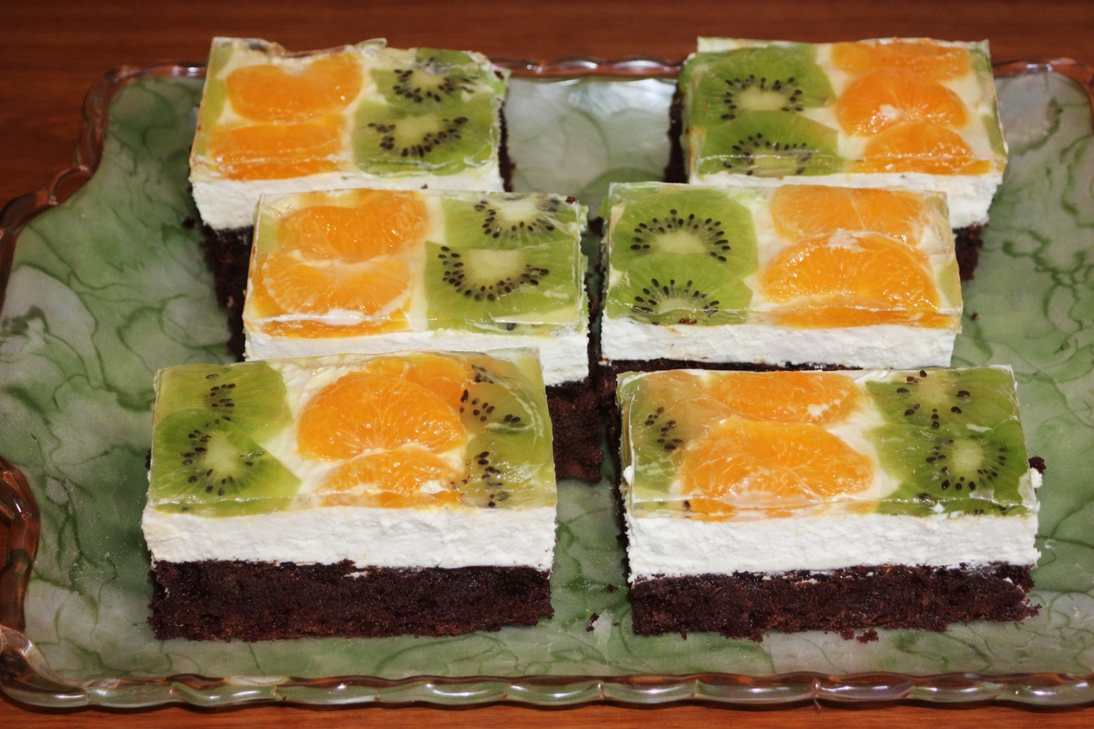 Prajitura diplomat cu fructe