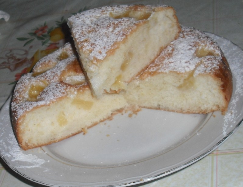 Tarta cu ananas(din albusuri)