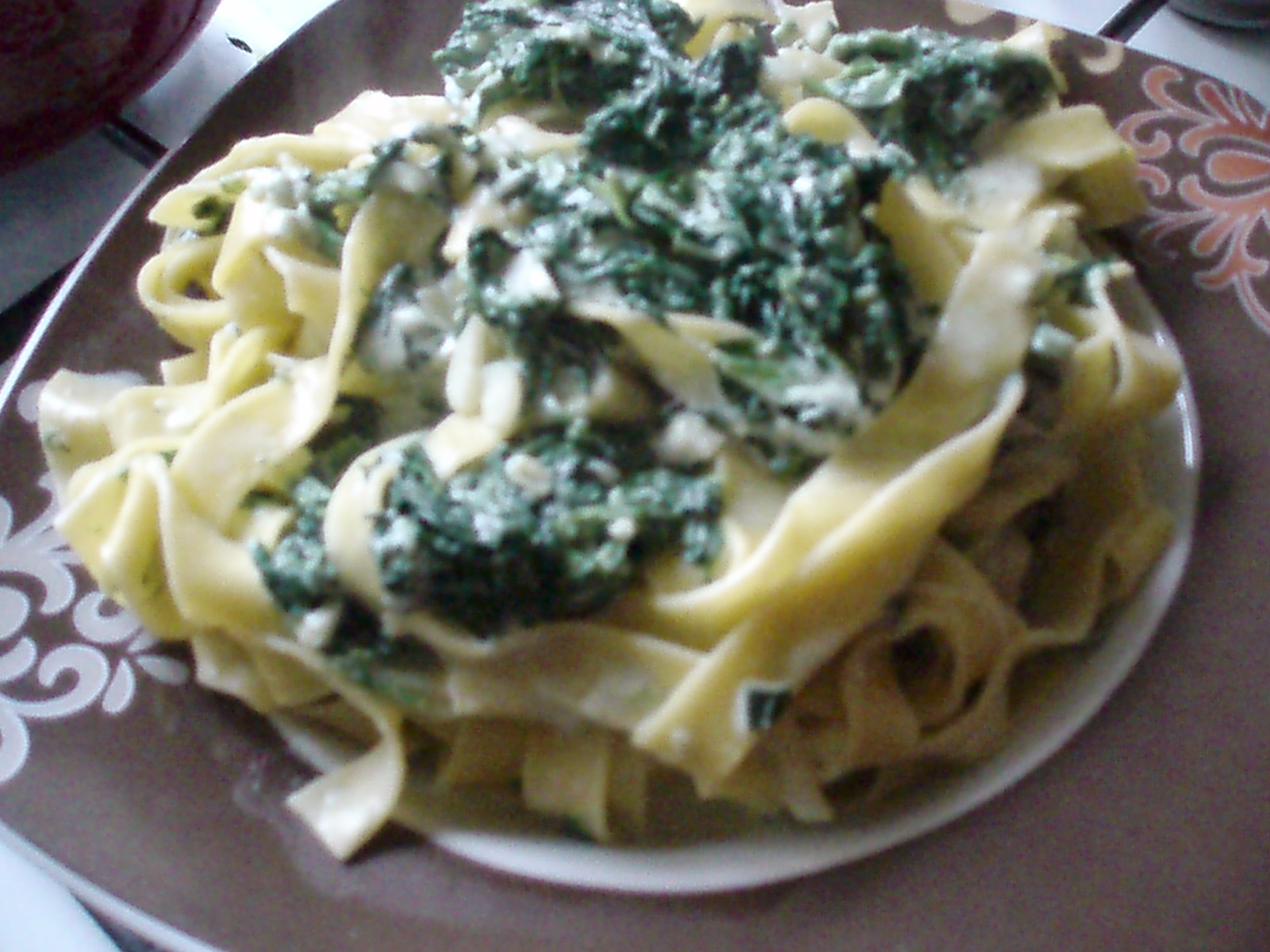 Tagliatelle con Panna e Spinaci