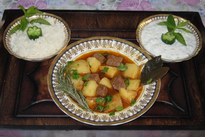 “M’nazaleh batatas”- Gulaş  arabesc