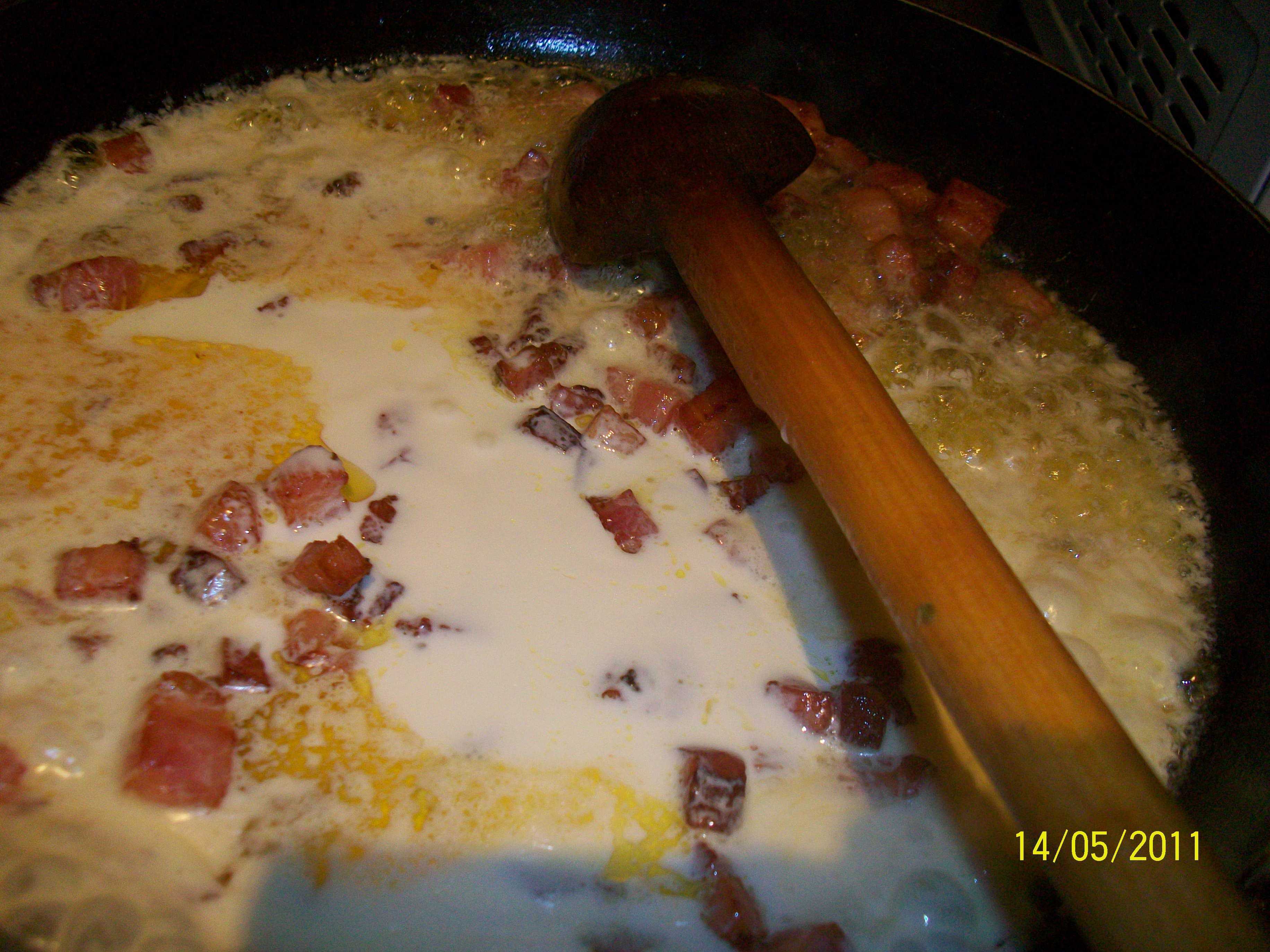 Macaroane a la carbonara