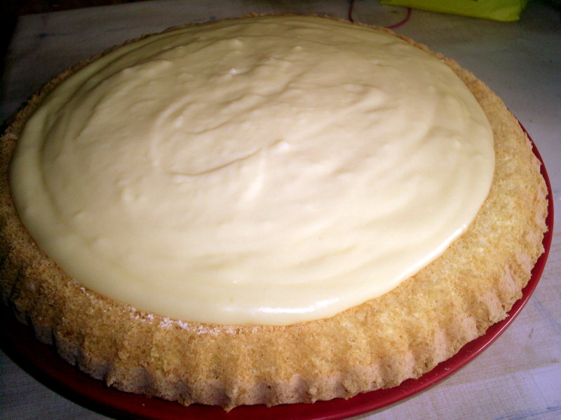 Tarta cu crema de vanilie si capsuni