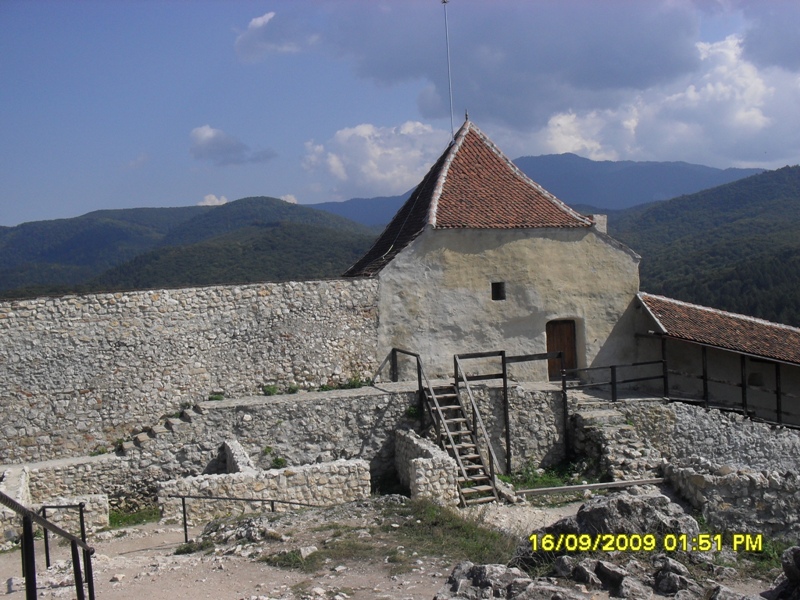 Cetatea Taraneasca a Rasnovului