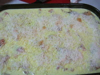 Gratin de paste cu pui, ciuperci si bacon