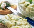 Salata de fasole pastai cu maioneza si usturoi-1