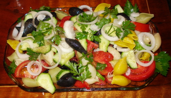 Salata picanta de vara cu paste