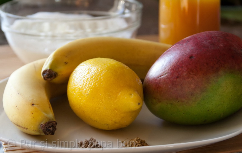 Înghețată de mango și banane cu cardamom