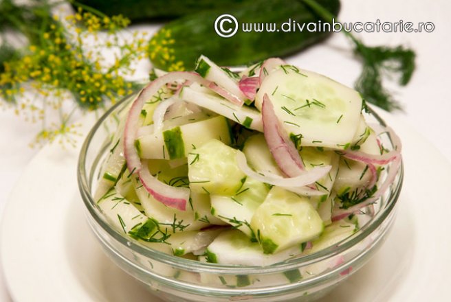 Salata de castraveti cu marar