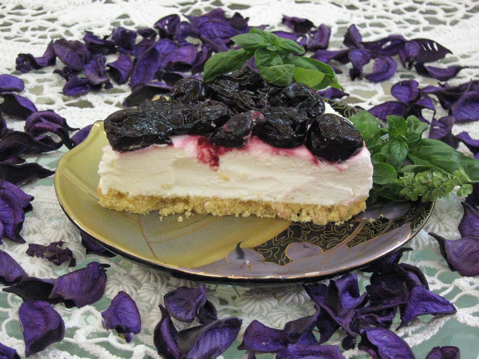 Cheesecake cu cirese negre