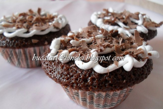 Muffins cu ciocolata