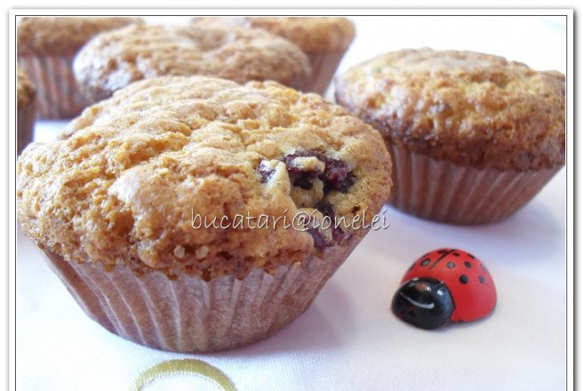 Muffins cu visine