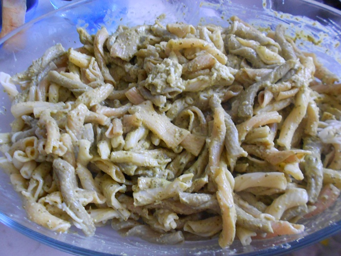 Torchietti al pesto