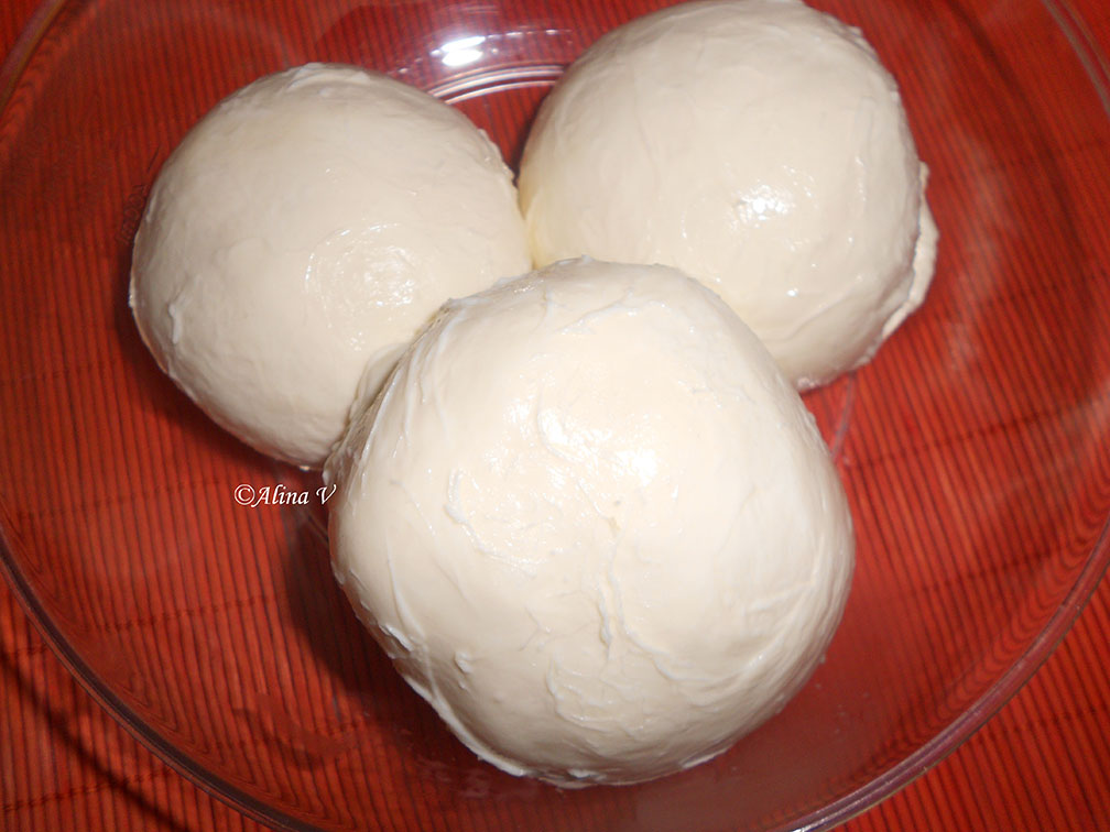 Mozzarella de casa (varianta rapida)