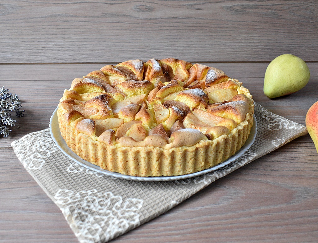 Tarta cu pere
