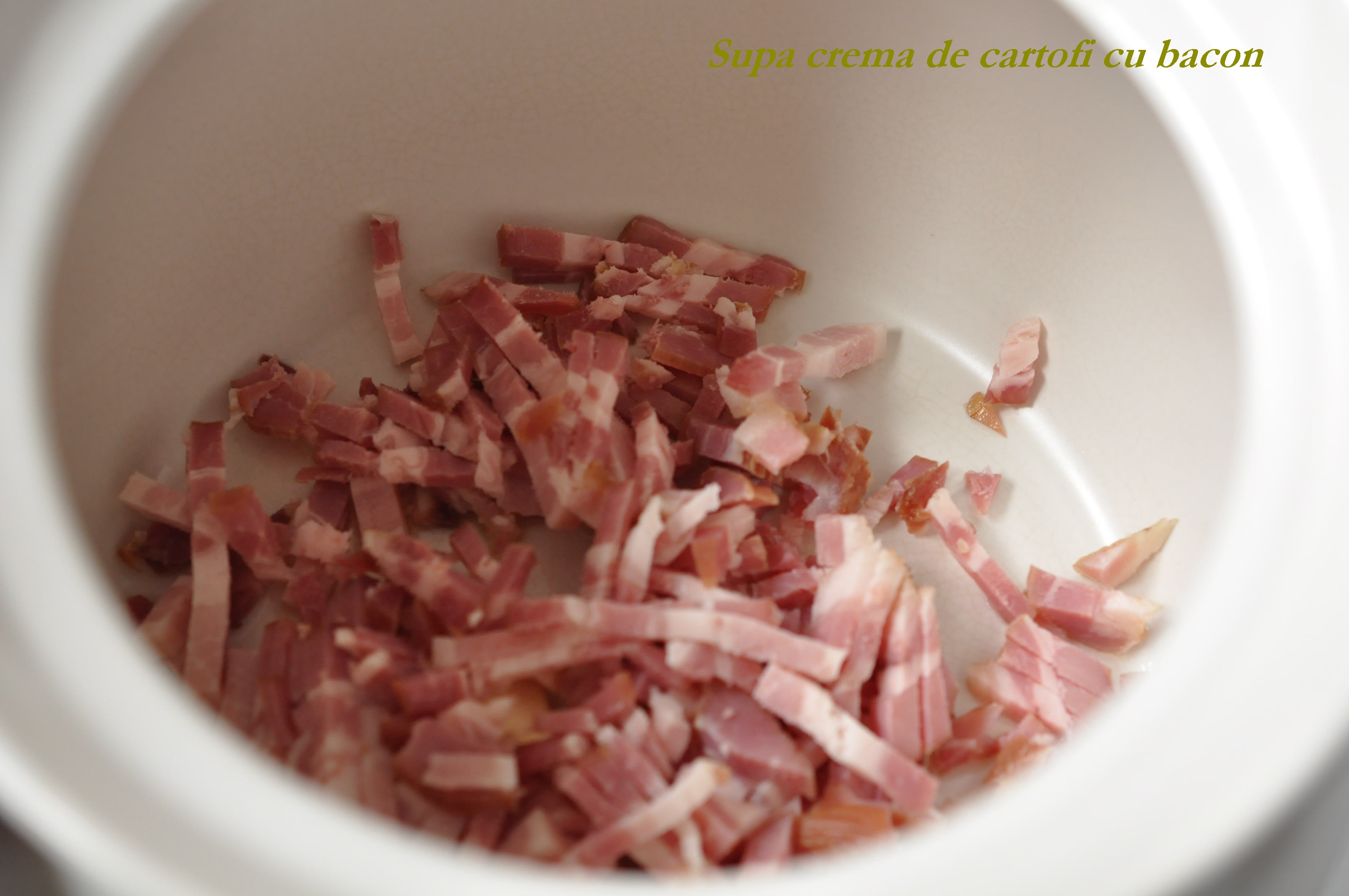 Supa crema de cartofi cu bacon crocant