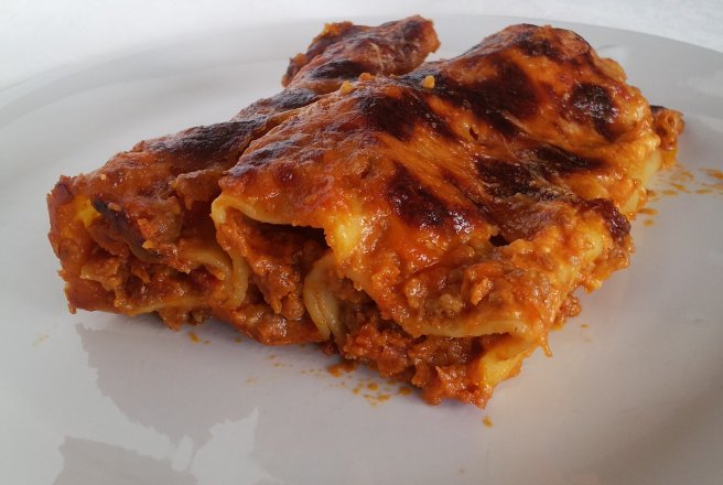 Cannelloni alla bolognese