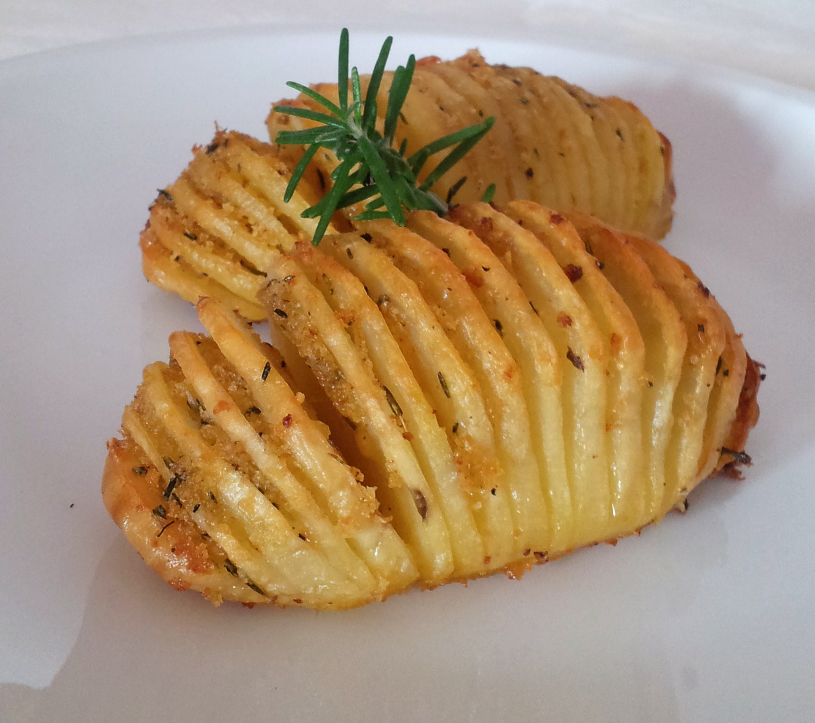 Garnitura cartofi Hasselback