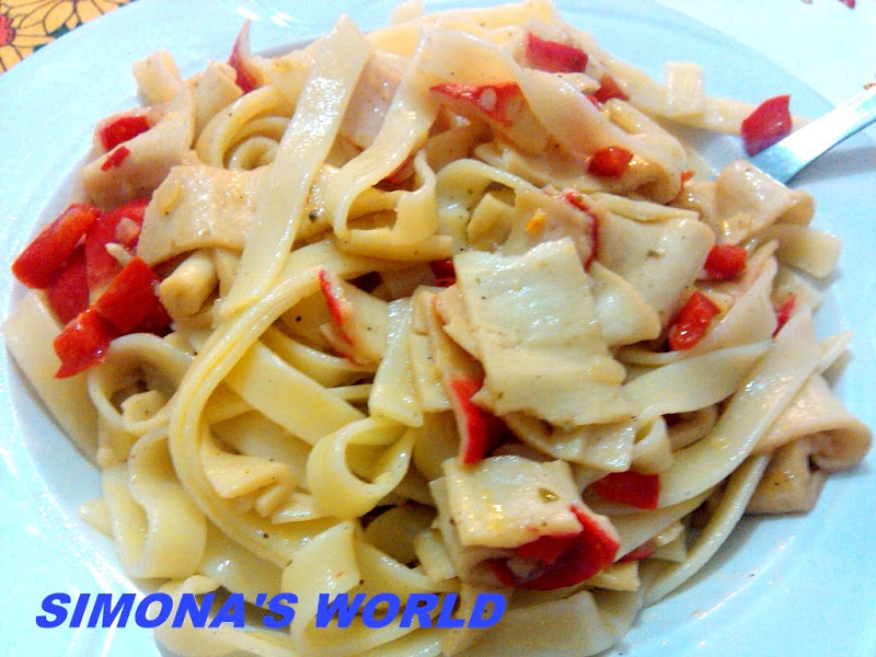 Tagliatelle cu surimi