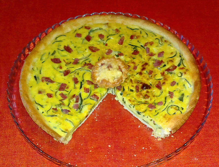 Quiche cu dovlecei si salam