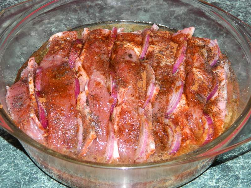 Ceafa de porc la cuptor cu bacon