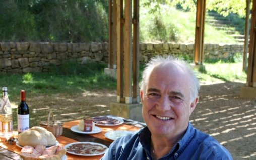 TV Paprika te invita intr-o calatorie culinara in Spania cu Rick Stein