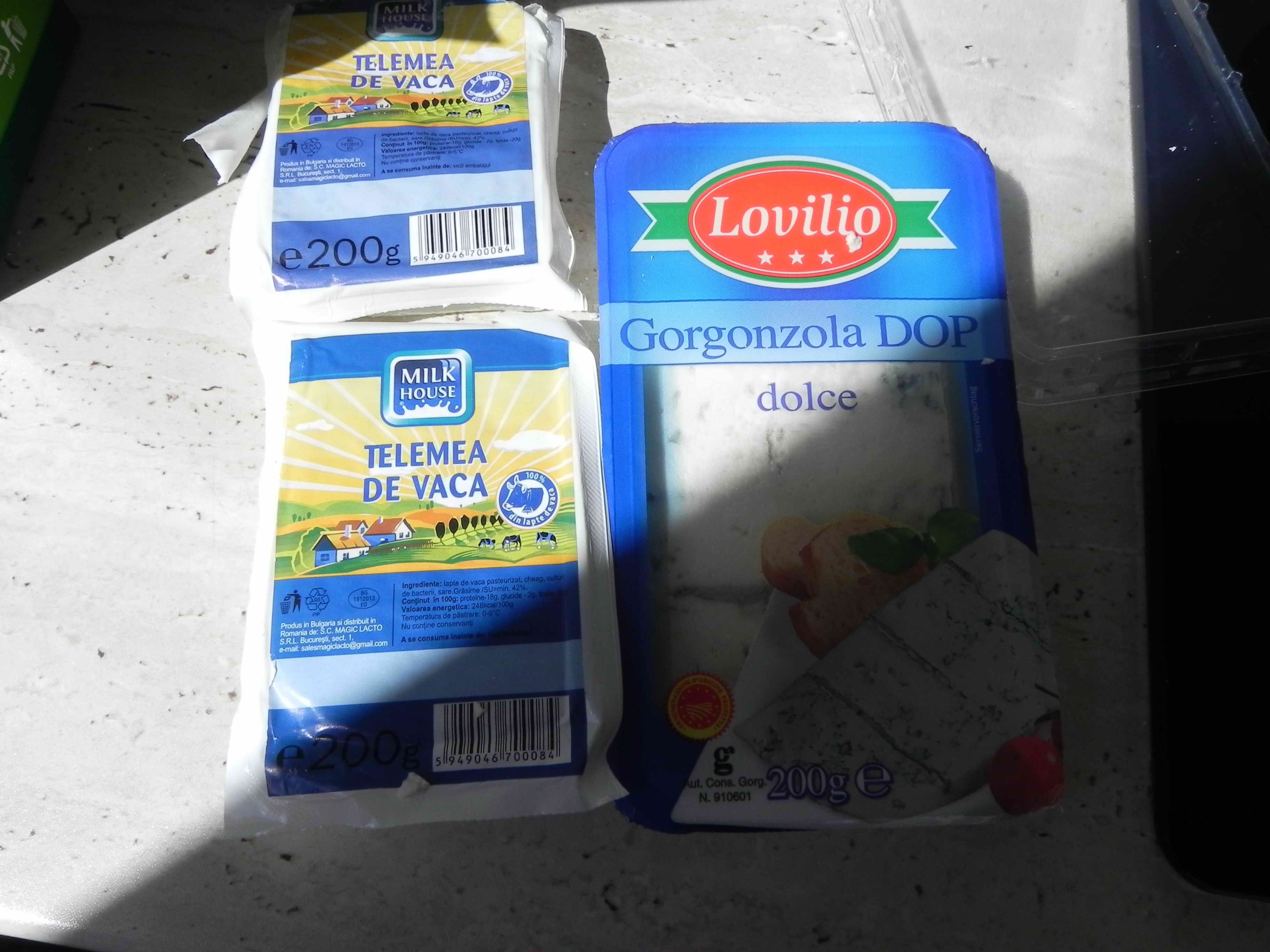 Cannelloni cu branza, spanac si gorgonzola