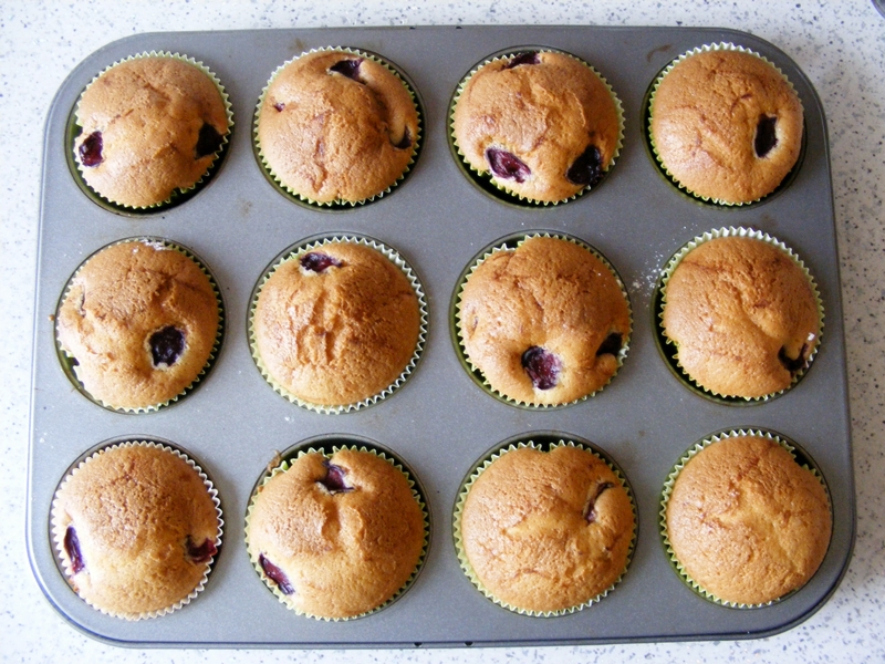 Muffins cu visine