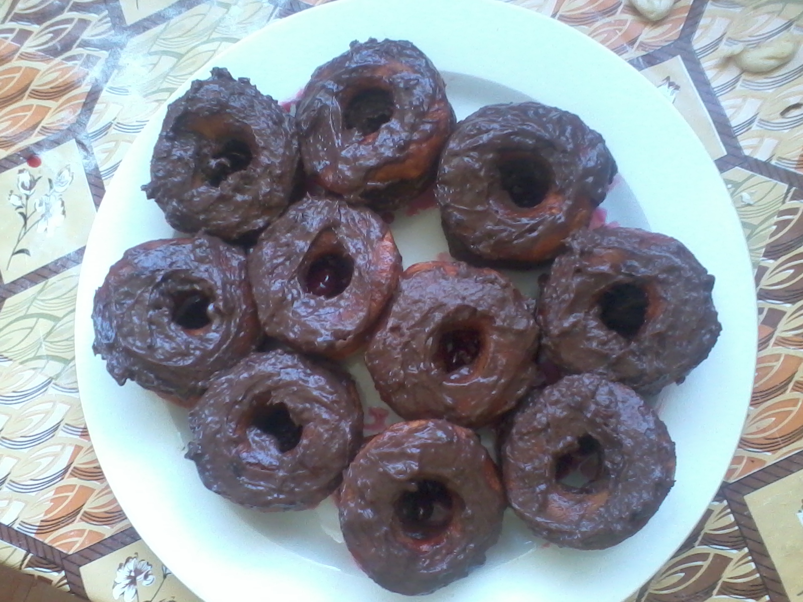 Doughnuts cu glazura de budinca