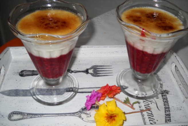 Creme brulee cu iaurt si zmeura