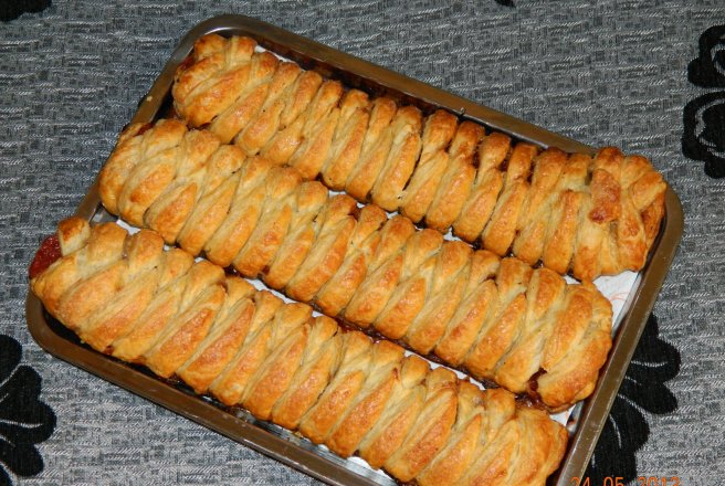 Strudel gigant cu ciocolata