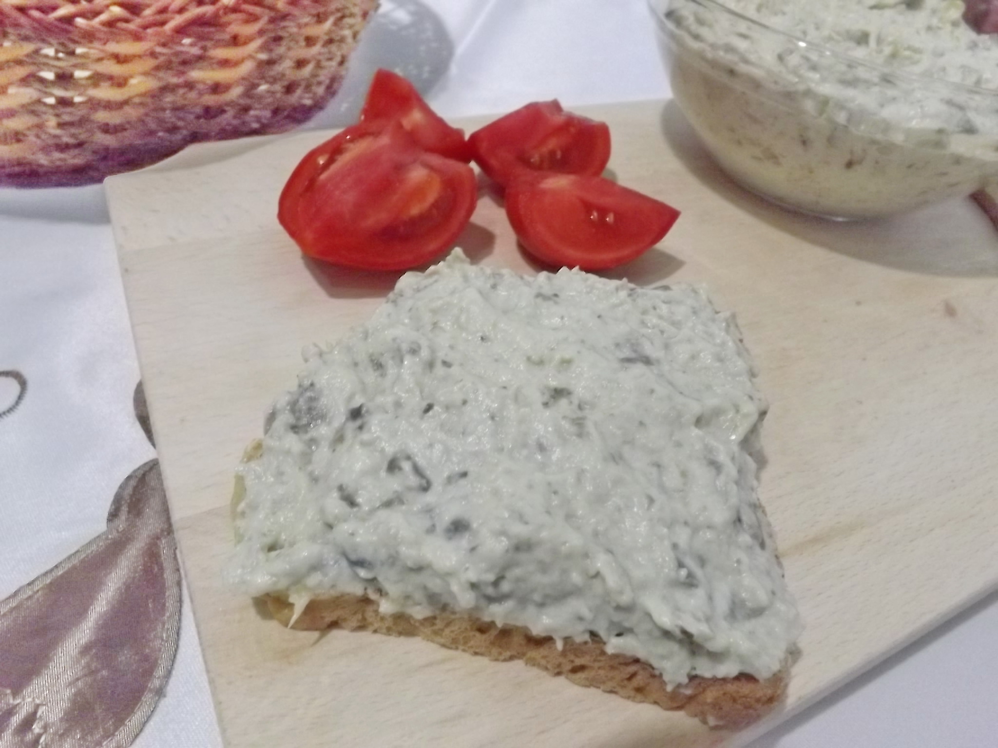 Salata de vinete cu ciuperci si ardei copti in vasul Zepter