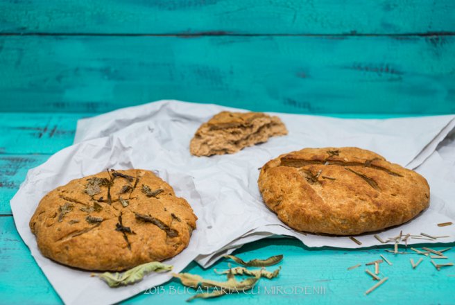 Focaccia cu ierburi, din faina de secara