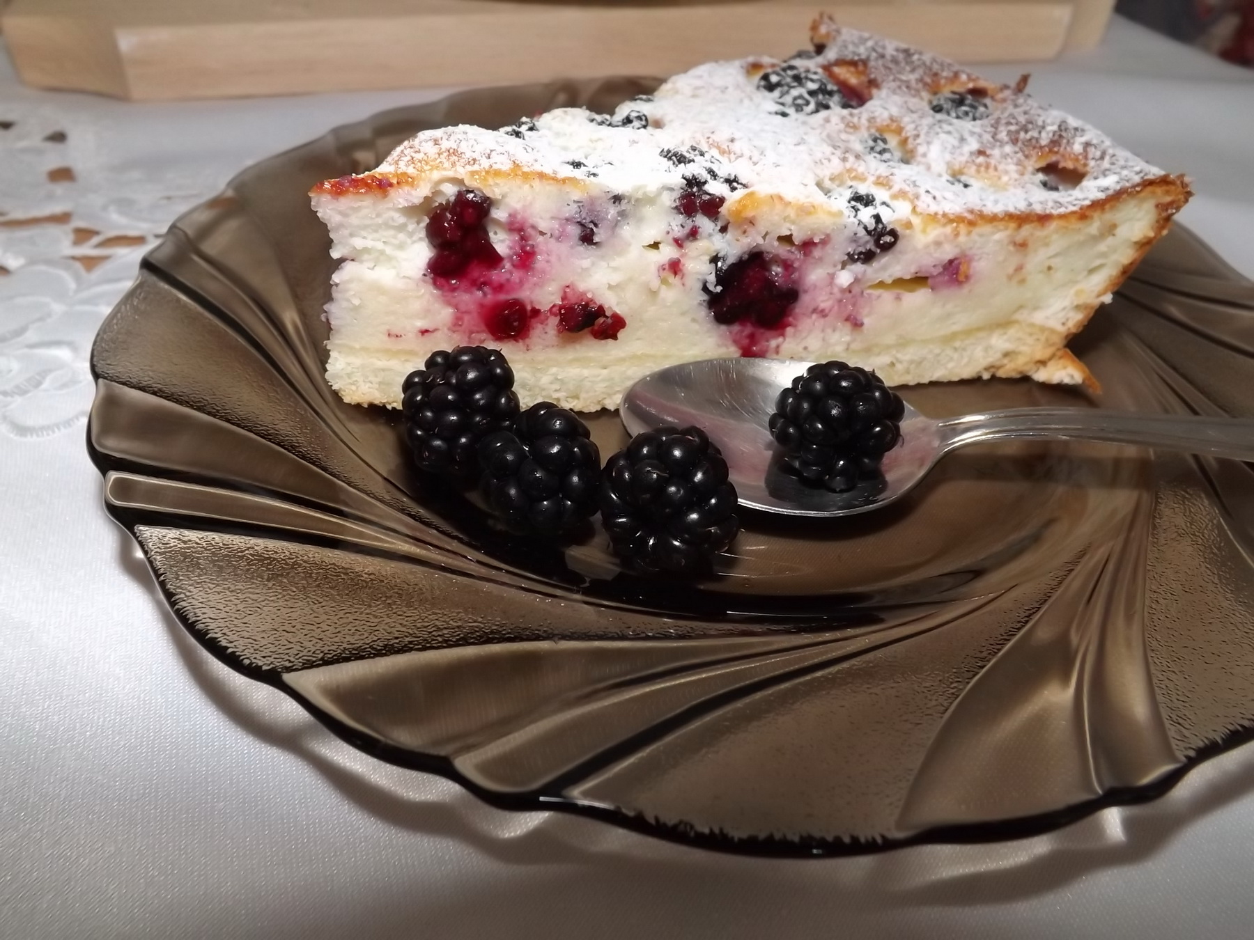 Tarta cu ricotta, mascarpone si mure