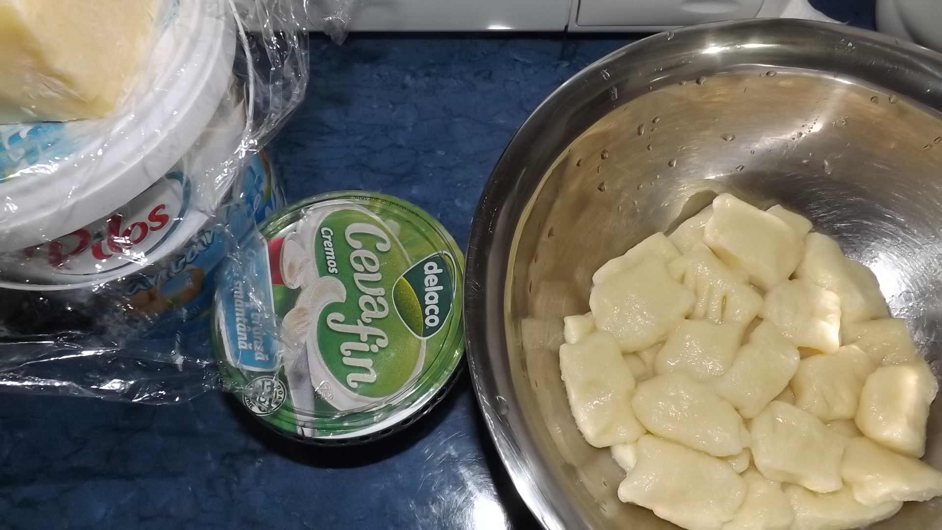 Gnocchi din cartofi cu smantana si ceva fin de la Delaco