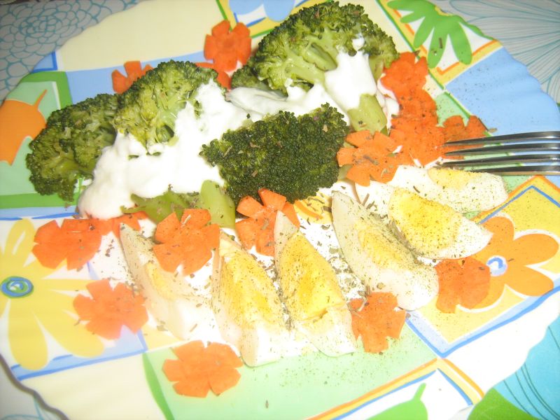 Salata de broccoli cu ou