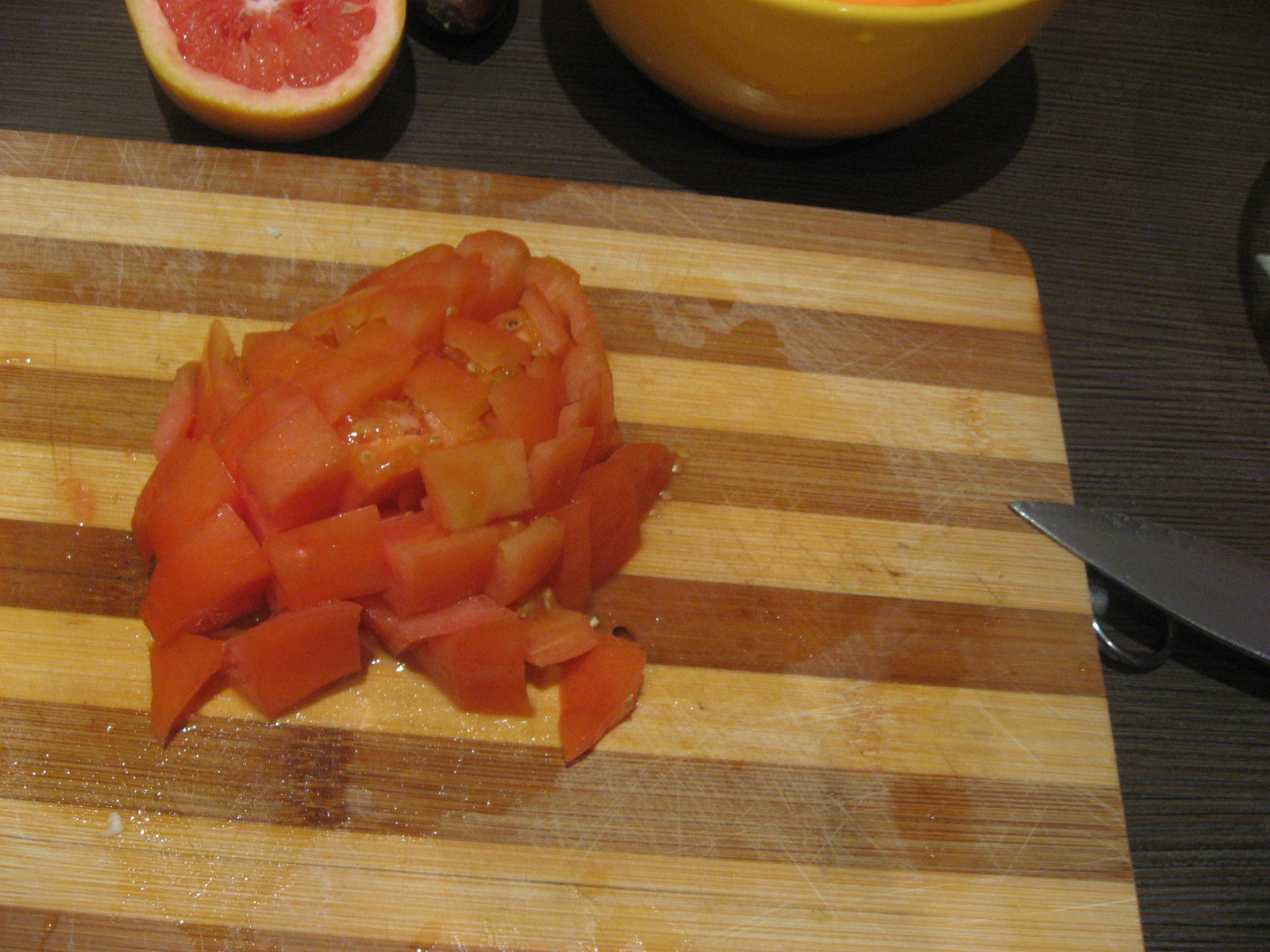 Salata de avocado cu grapefruit