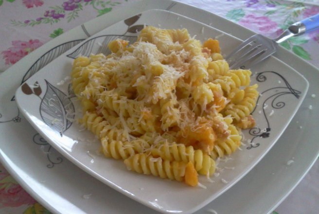 Pasta cu dovleac si bacon