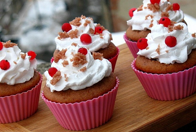 Cupcakes de ciocolata cu banane