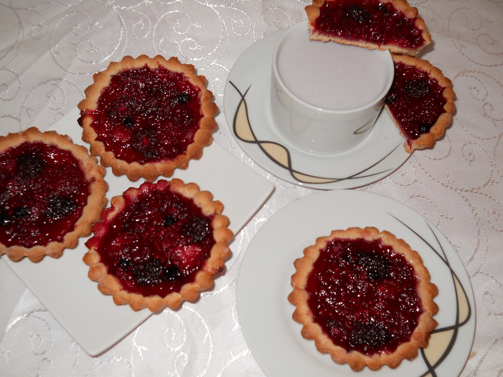 Mini tarte cu fructe