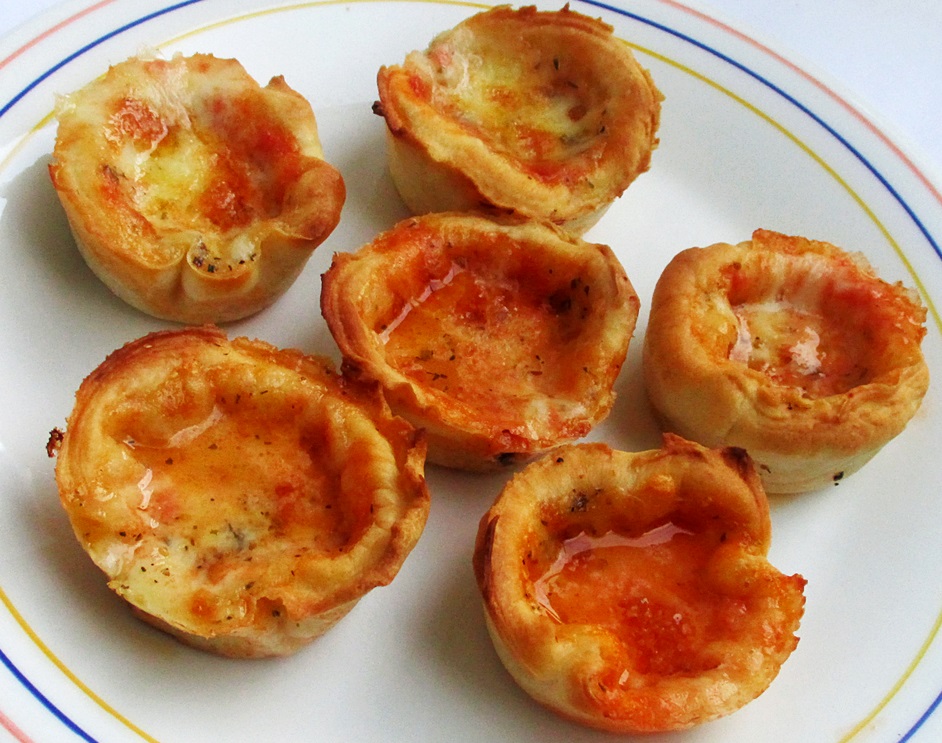 Pizza muffins