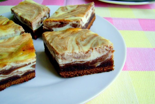 Cheesecake Brownies - Negresa cu branza