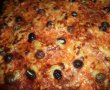 Pizza pe blat de paine neagra-6