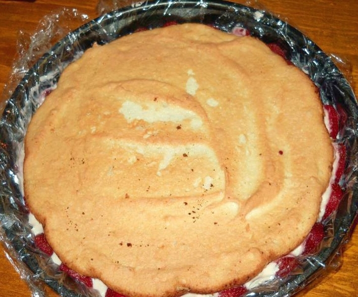 Tort bavareza de capsuni