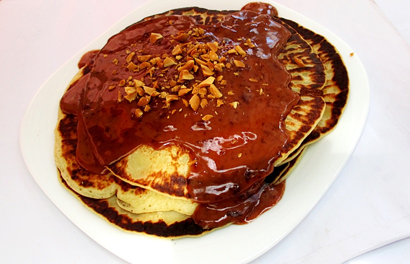 Pancakes cu iaurt de fructe