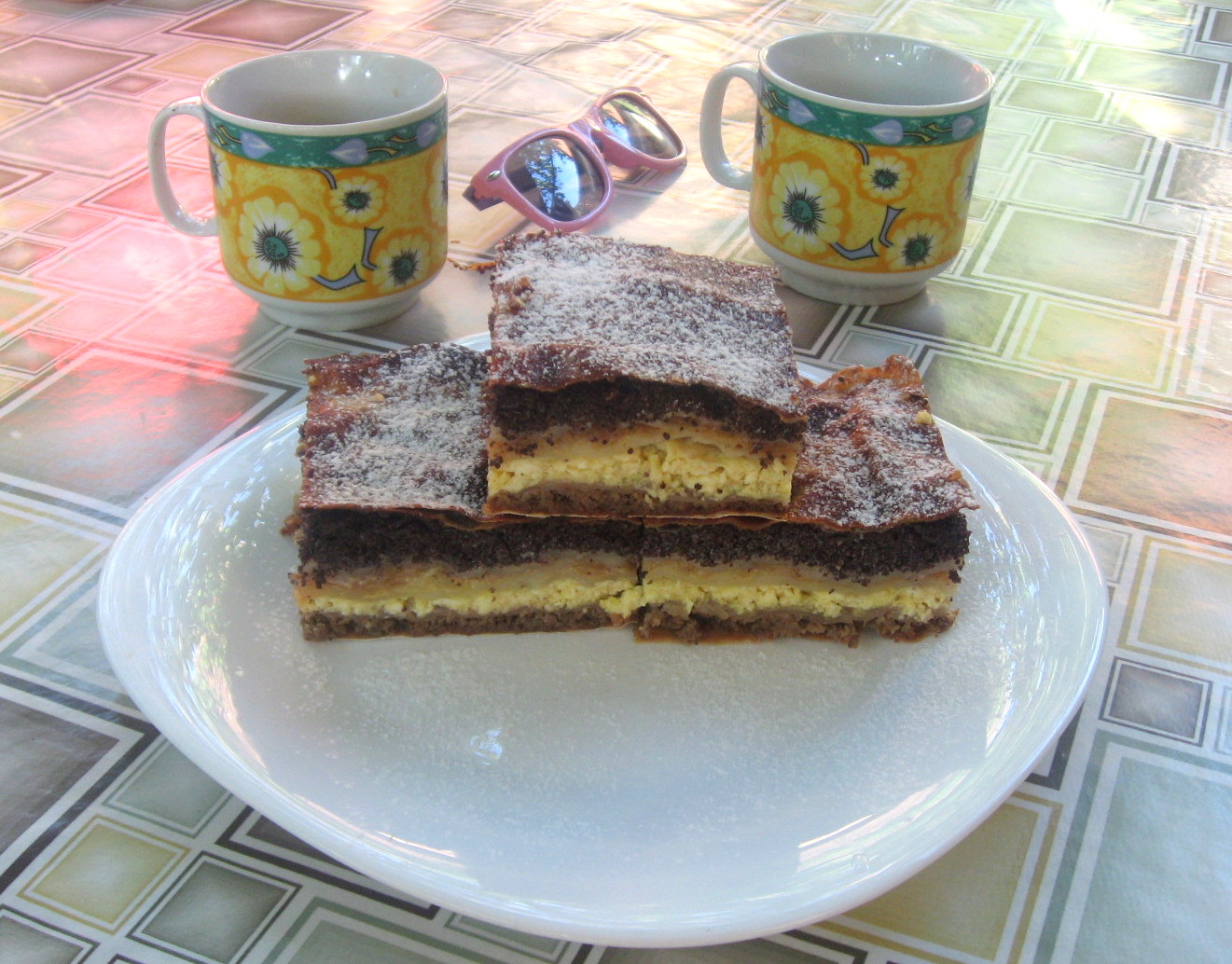 Prajitura ,, Gibanica,,