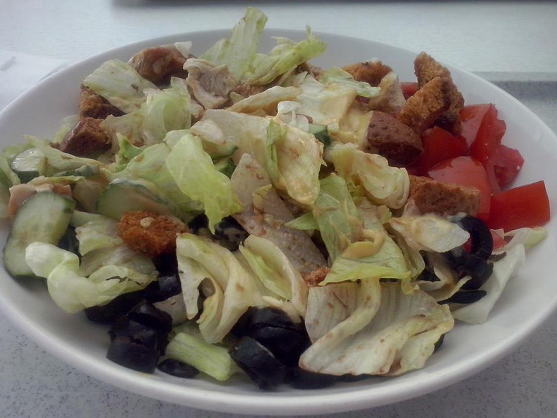 Salata Caesar